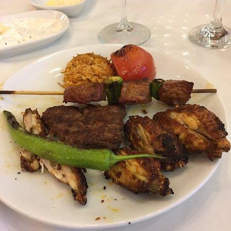 Kanatcı Muhtarin Yeri